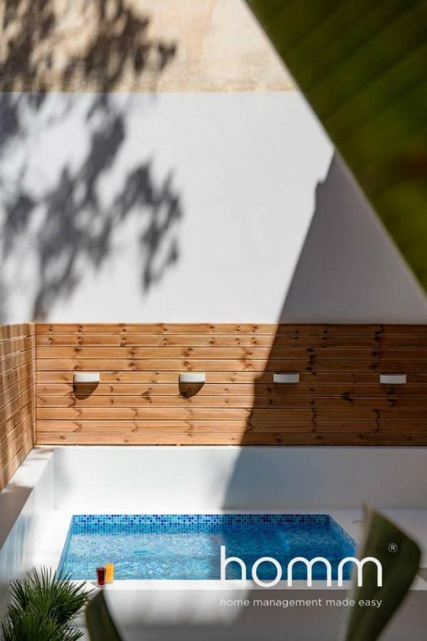 Nemeseos Ground Floor Homm Apartment With Roof Garden And Wading Pool Athen Eksteriør billede